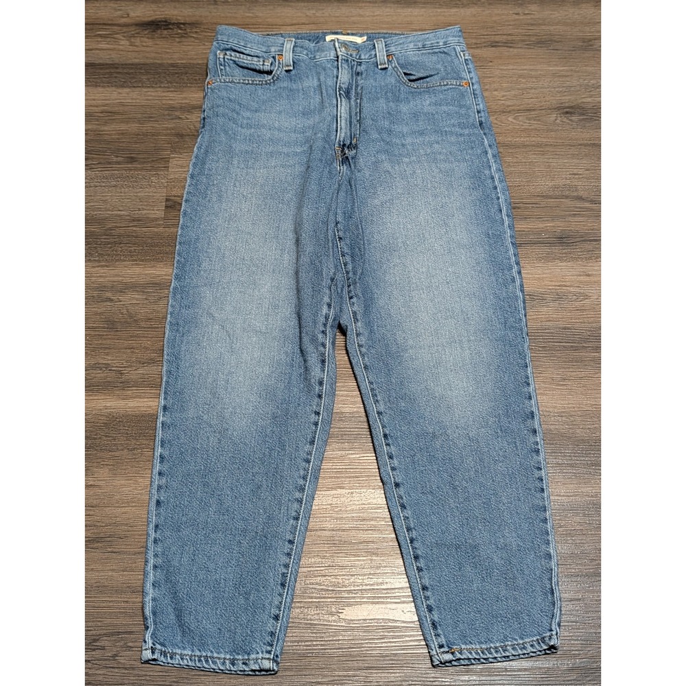 Levis High Waisted Mom Jean Medium Wash Blue Tapered Leg Denim Size‎ 30